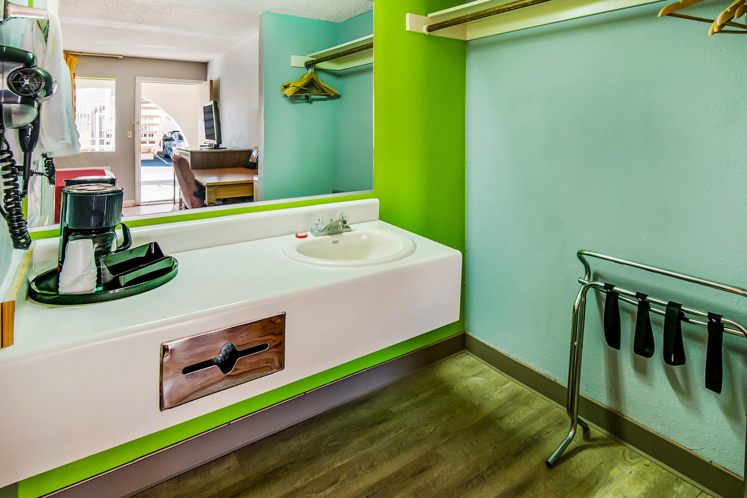 Hotel Europa Ridgecrest Dış mekan fotoğraf